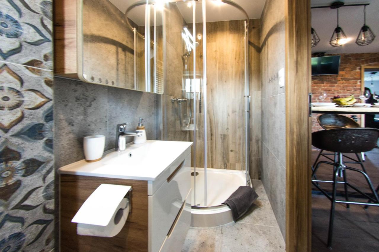 Apartament Wita Stwosza Єленя-Ґура Екстер'єр фото
